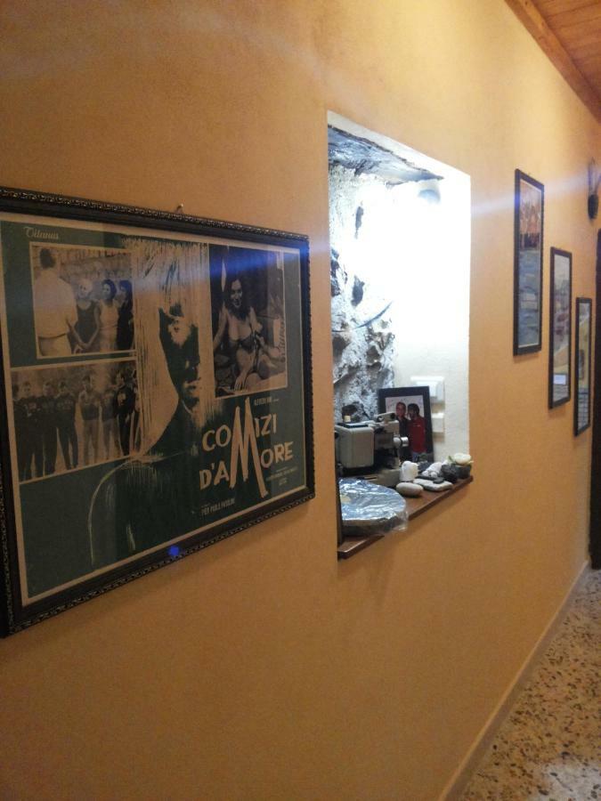 Casa Cinema Paradiso تْشيفالو المظهر الخارجي الصورة