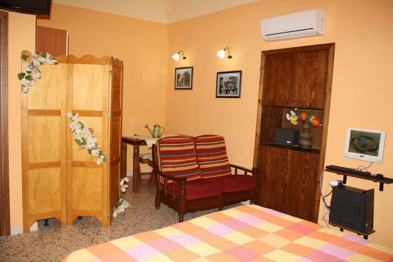Casa Cinema Paradiso تْشيفالو المظهر الخارجي الصورة
